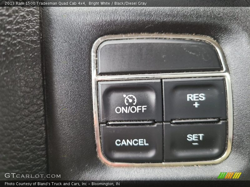 Bright White / Black/Diesel Gray 2013 Ram 1500 Tradesman Quad Cab 4x4