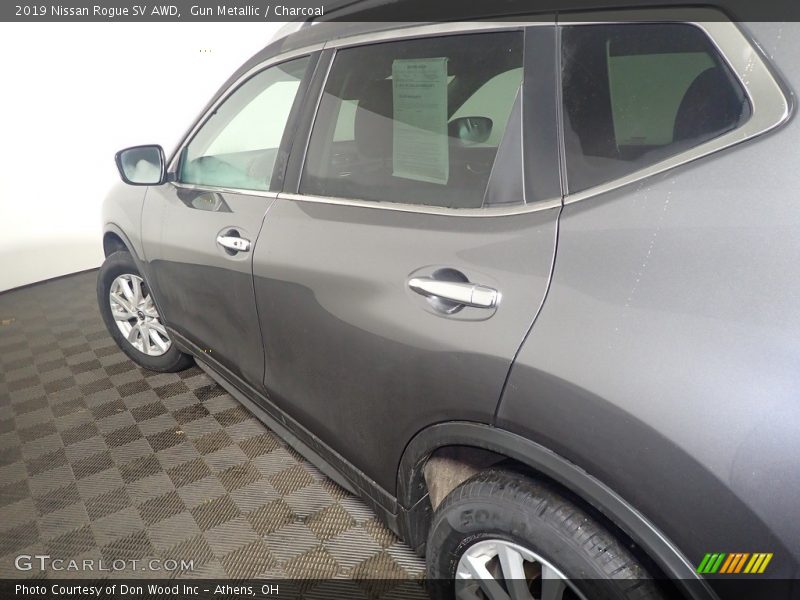 Gun Metallic / Charcoal 2019 Nissan Rogue SV AWD