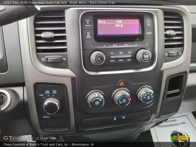 Bright White / Black/Diesel Gray 2013 Ram 1500 Tradesman Quad Cab 4x4