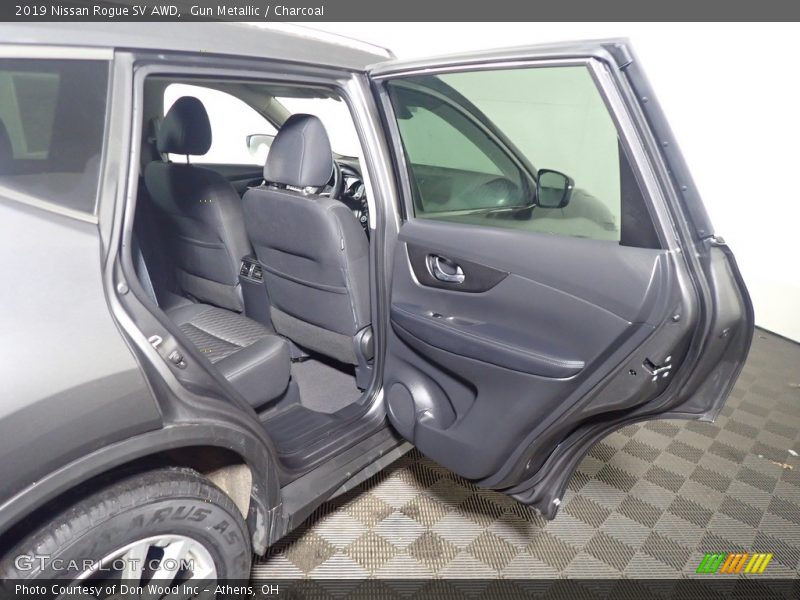 Gun Metallic / Charcoal 2019 Nissan Rogue SV AWD
