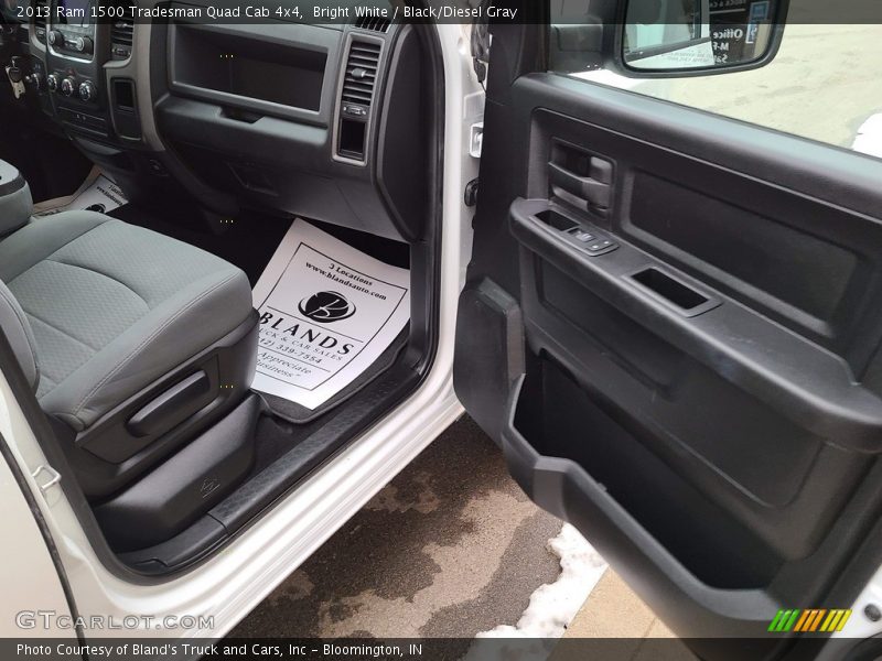 Bright White / Black/Diesel Gray 2013 Ram 1500 Tradesman Quad Cab 4x4
