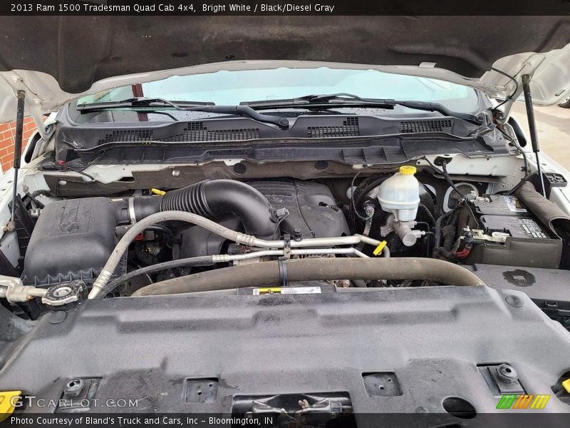 Bright White / Black/Diesel Gray 2013 Ram 1500 Tradesman Quad Cab 4x4