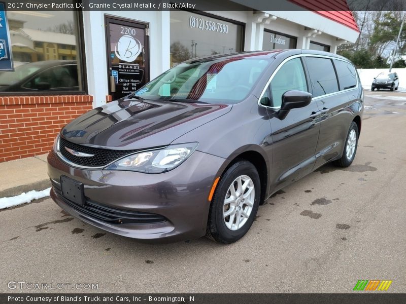 Granite Crystal Metallic / Black/Alloy 2017 Chrysler Pacifica LX