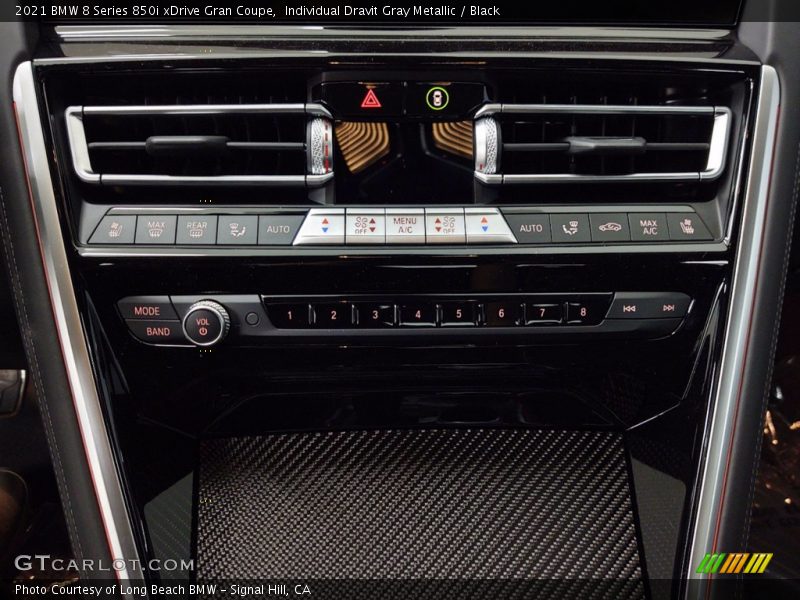 Controls of 2021 8 Series 850i xDrive Gran Coupe
