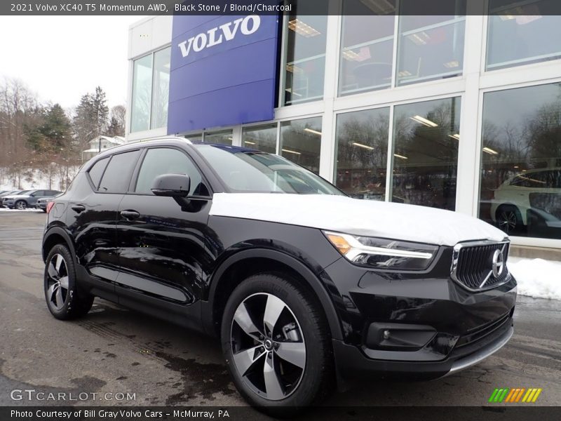 Black Stone / Blond/Charcoal 2021 Volvo XC40 T5 Momentum AWD