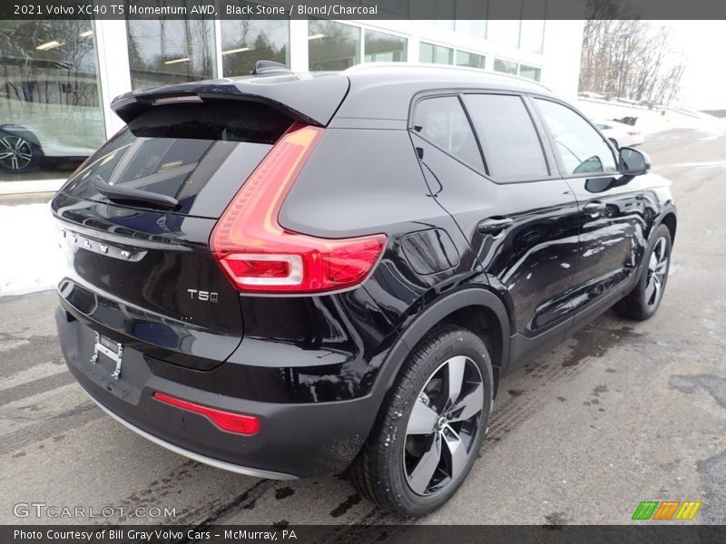 Black Stone / Blond/Charcoal 2021 Volvo XC40 T5 Momentum AWD