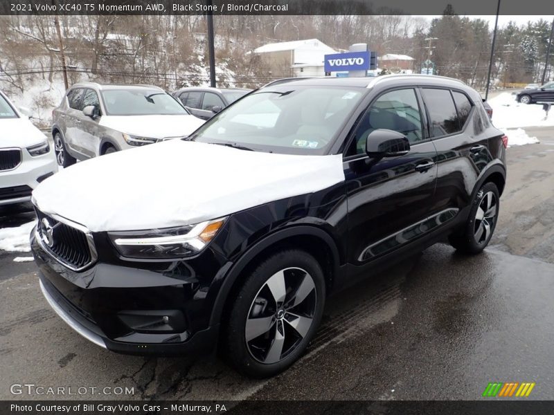 Black Stone / Blond/Charcoal 2021 Volvo XC40 T5 Momentum AWD