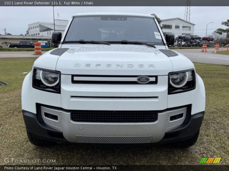 Fuji White / Khaki 2021 Land Rover Defender 110 S