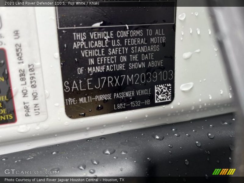 Fuji White / Khaki 2021 Land Rover Defender 110 S