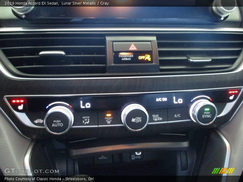 Lunar Silver Metallic / Gray 2019 Honda Accord EX Sedan