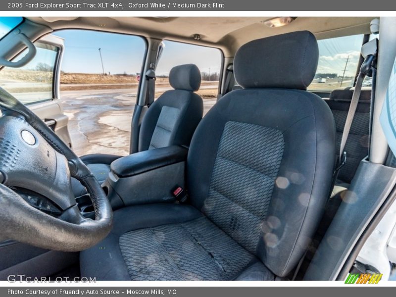 Oxford White / Medium Dark Flint 2005 Ford Explorer Sport Trac XLT 4x4