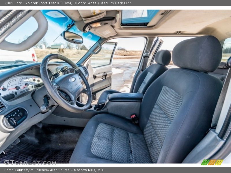Oxford White / Medium Dark Flint 2005 Ford Explorer Sport Trac XLT 4x4