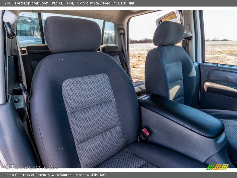 Oxford White / Medium Dark Flint 2005 Ford Explorer Sport Trac XLT 4x4