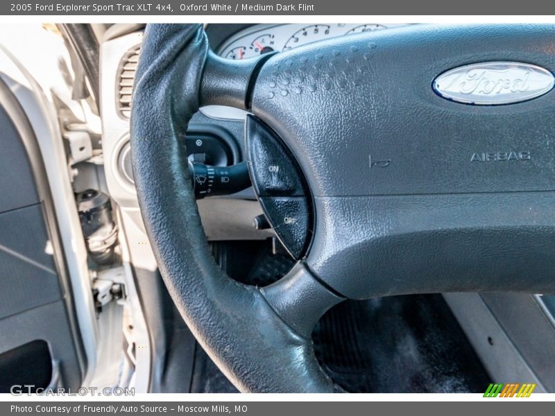 Oxford White / Medium Dark Flint 2005 Ford Explorer Sport Trac XLT 4x4