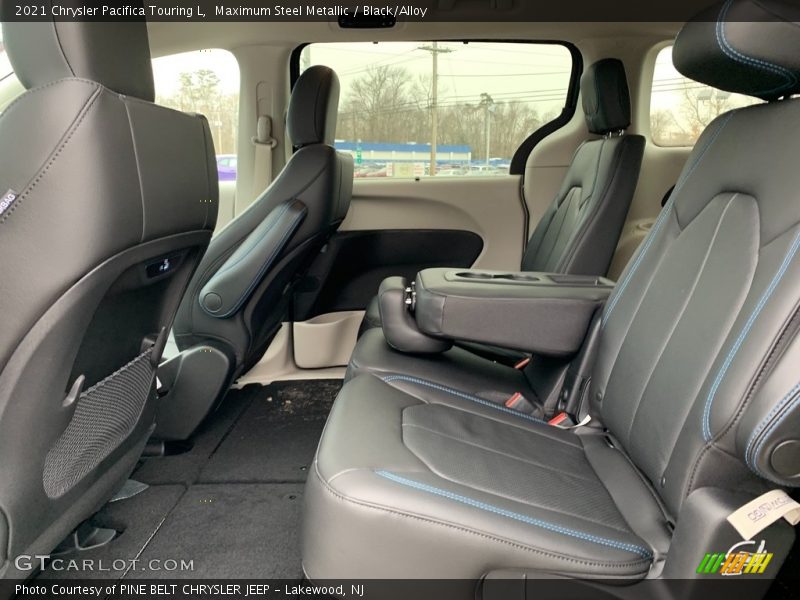 Maximum Steel Metallic / Black/Alloy 2021 Chrysler Pacifica Touring L