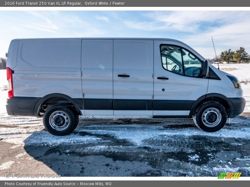 Oxford White / Pewter 2016 Ford Transit 250 Van XL LR Regular