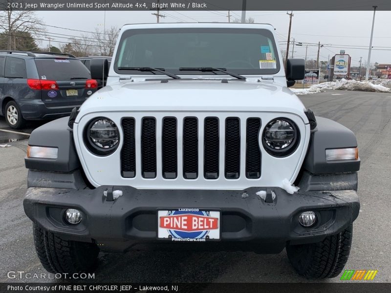 Bright White / Black 2021 Jeep Wrangler Unlimited Sport Altitude 4x4