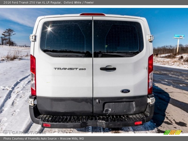 Oxford White / Pewter 2016 Ford Transit 250 Van XL LR Regular