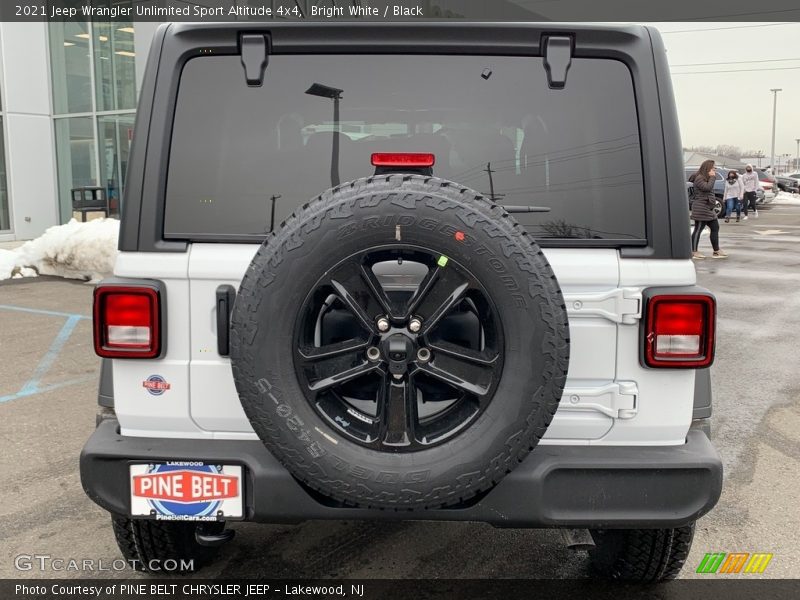 Bright White / Black 2021 Jeep Wrangler Unlimited Sport Altitude 4x4