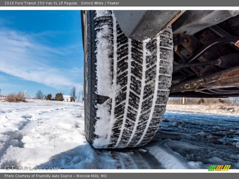 Oxford White / Pewter 2016 Ford Transit 250 Van XL LR Regular