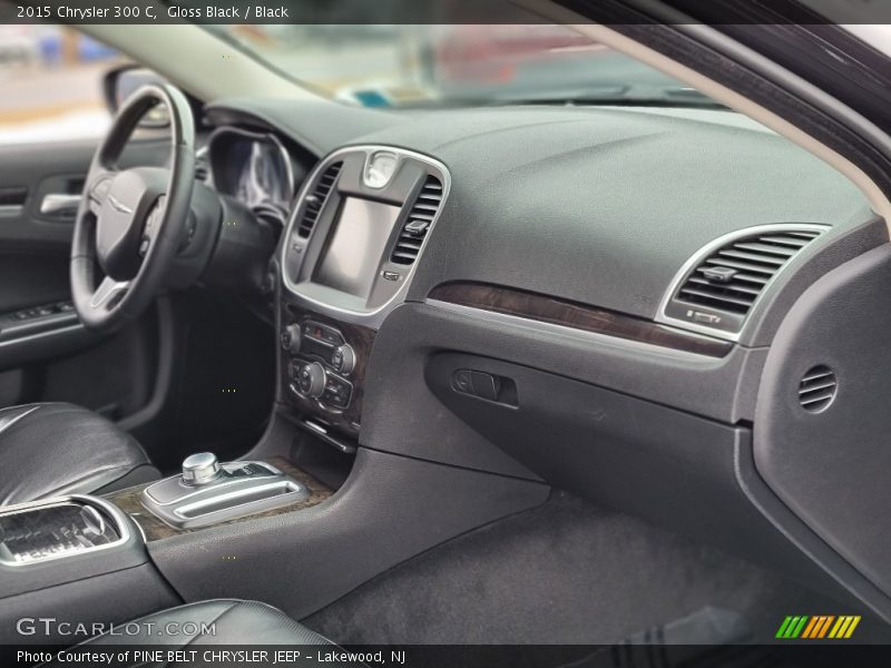 Dashboard of 2015 300 C