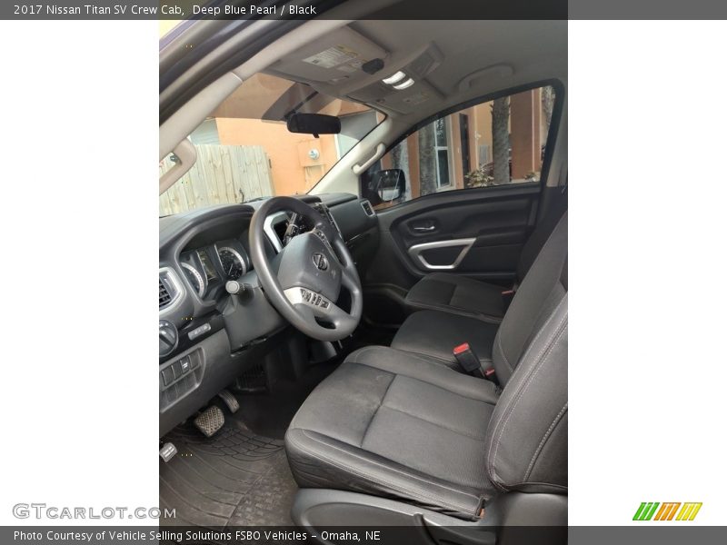 Deep Blue Pearl / Black 2017 Nissan Titan SV Crew Cab