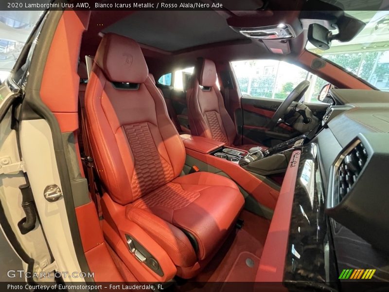 Front Seat of 2020 Urus AWD