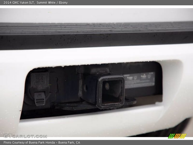 Summit White / Ebony 2014 GMC Yukon SLT