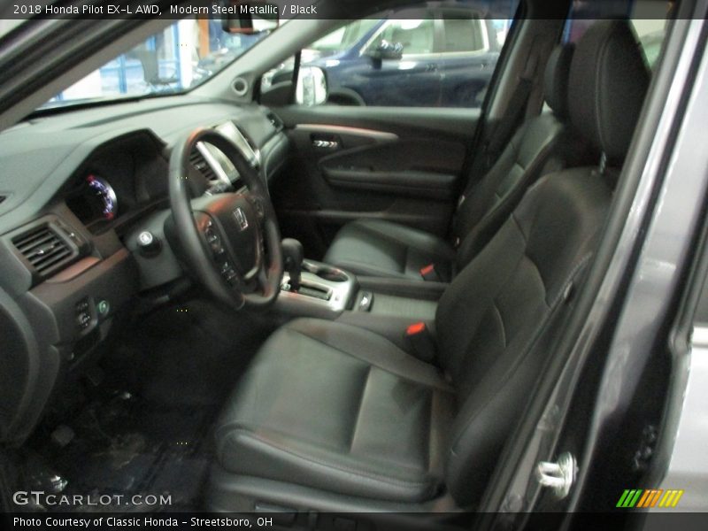 Modern Steel Metallic / Black 2018 Honda Pilot EX-L AWD