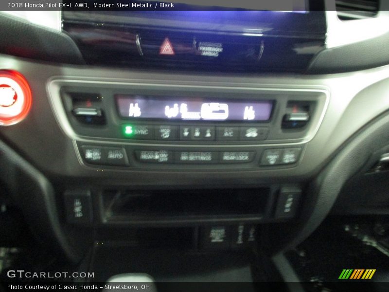Modern Steel Metallic / Black 2018 Honda Pilot EX-L AWD