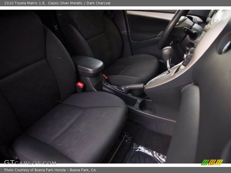 Classic Silver Metallic / Dark Charcoal 2010 Toyota Matrix 1.8