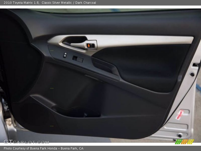 Classic Silver Metallic / Dark Charcoal 2010 Toyota Matrix 1.8