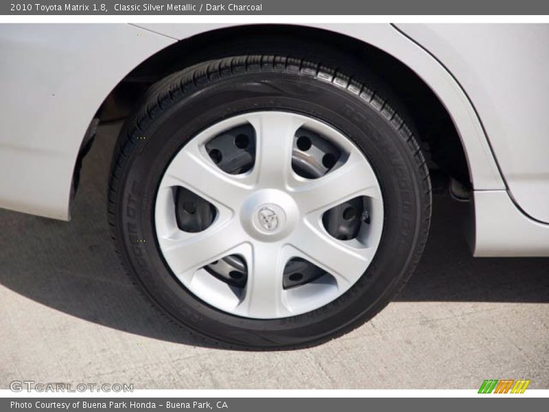 Classic Silver Metallic / Dark Charcoal 2010 Toyota Matrix 1.8