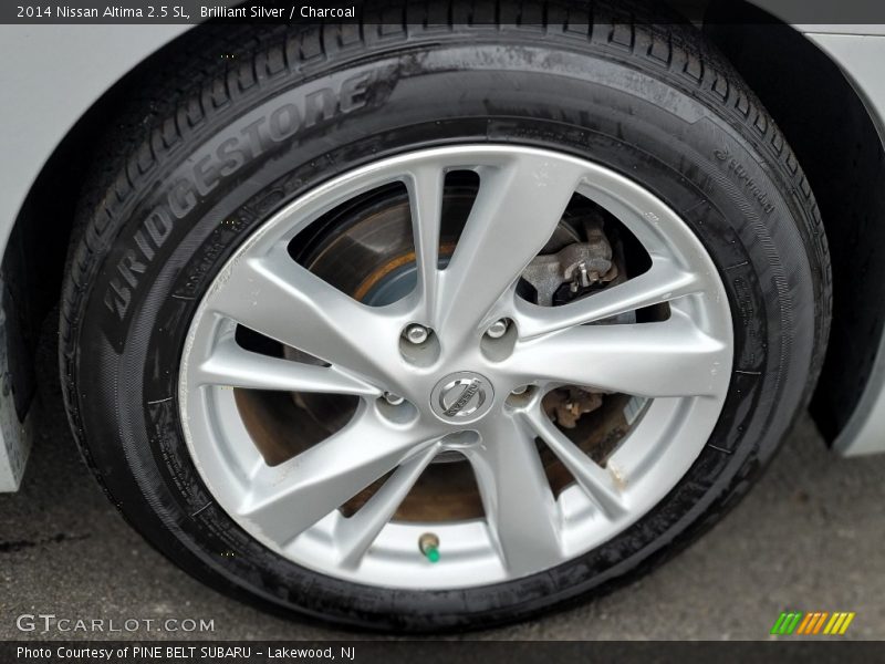 Brilliant Silver / Charcoal 2014 Nissan Altima 2.5 SL