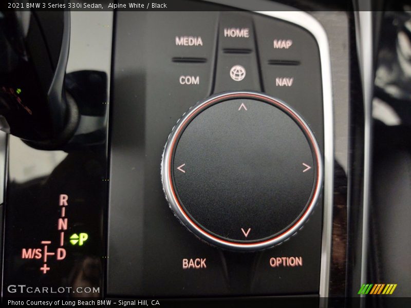 Alpine White / Black 2021 BMW 3 Series 330i Sedan