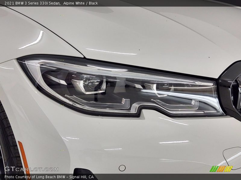 Alpine White / Black 2021 BMW 3 Series 330i Sedan