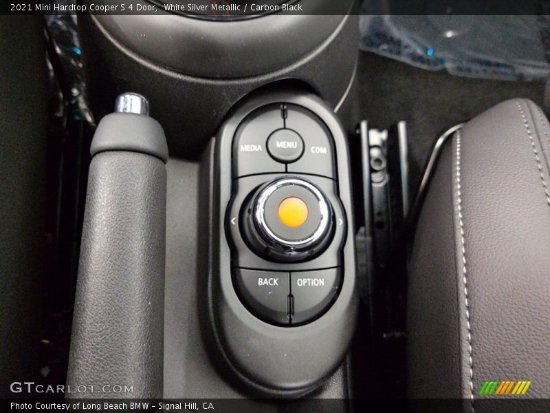Controls of 2021 Hardtop Cooper S 4 Door