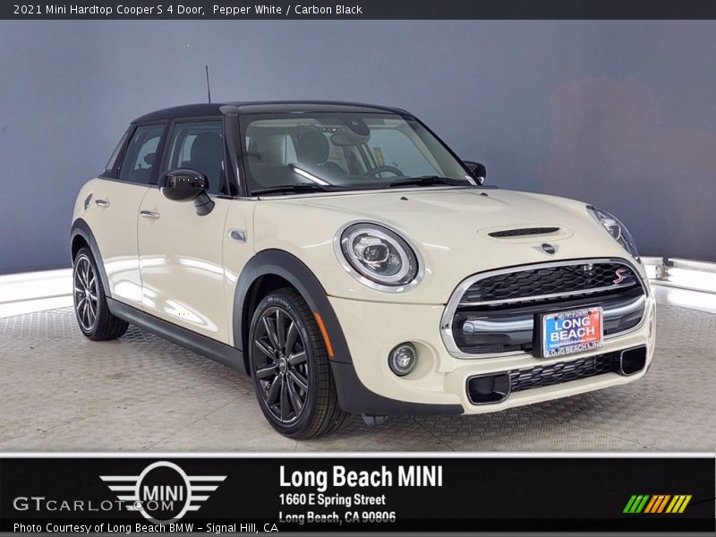Pepper White / Carbon Black 2021 Mini Hardtop Cooper S 4 Door