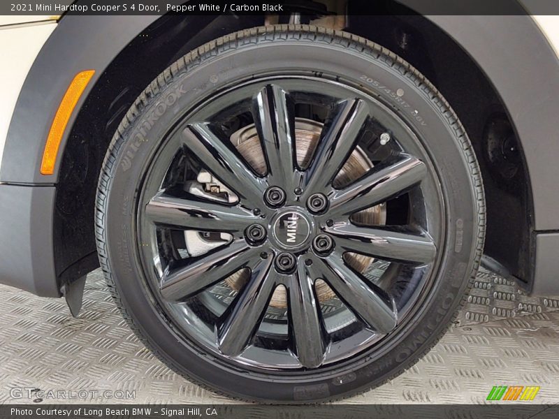 Pepper White / Carbon Black 2021 Mini Hardtop Cooper S 4 Door