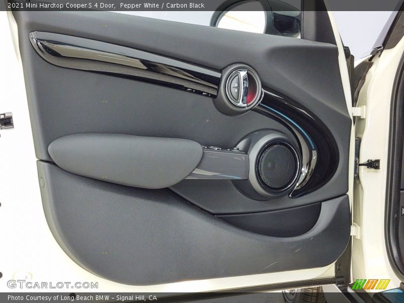 Pepper White / Carbon Black 2021 Mini Hardtop Cooper S 4 Door