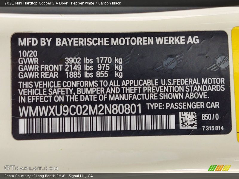 Pepper White / Carbon Black 2021 Mini Hardtop Cooper S 4 Door