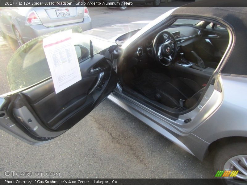 Grigio Argento Aluminum / Nero 2017 Fiat 124 Spider Lusso Roadster