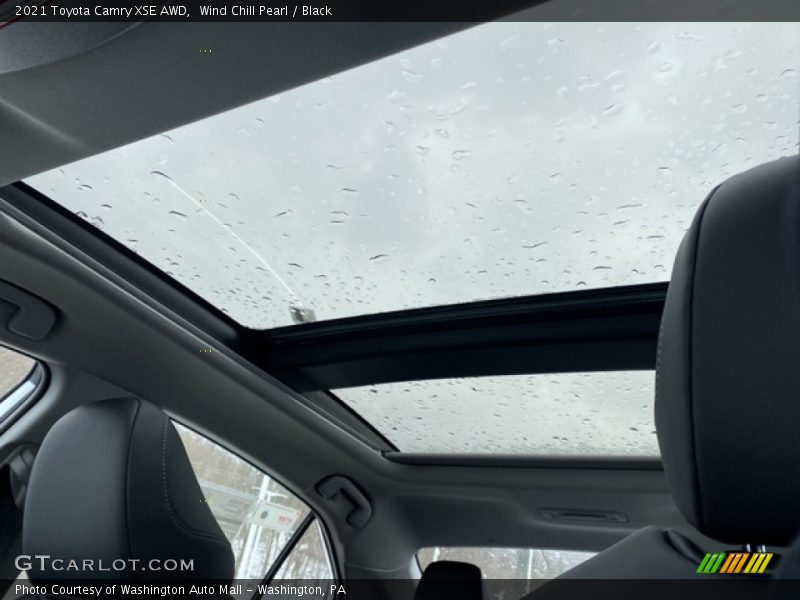 Wind Chill Pearl / Black 2021 Toyota Camry XSE AWD