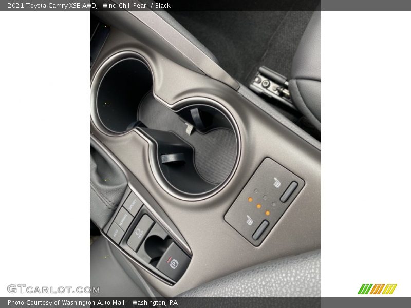 Wind Chill Pearl / Black 2021 Toyota Camry XSE AWD