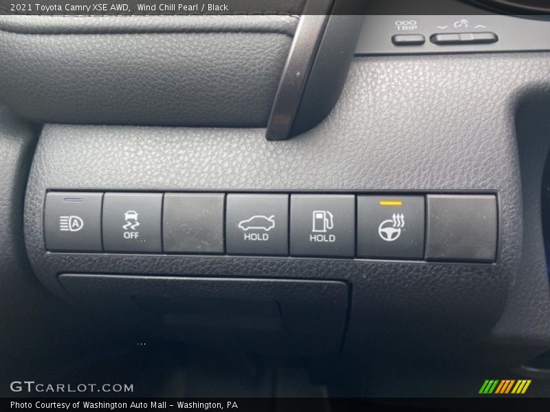 Wind Chill Pearl / Black 2021 Toyota Camry XSE AWD