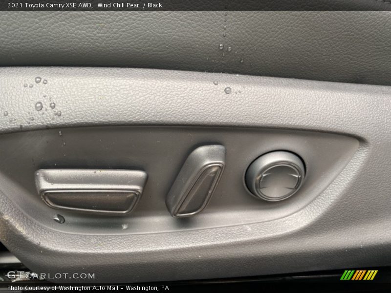 Wind Chill Pearl / Black 2021 Toyota Camry XSE AWD