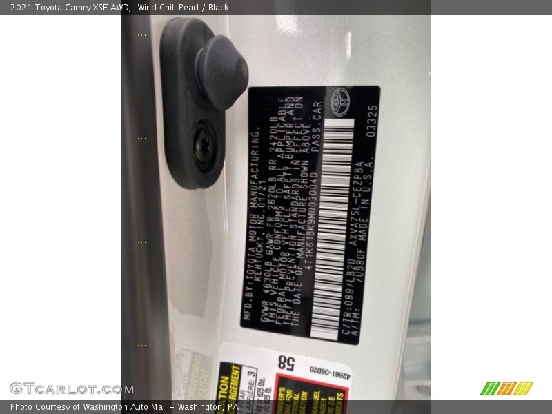 Wind Chill Pearl / Black 2021 Toyota Camry XSE AWD