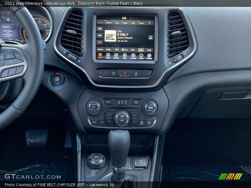 Diamond Black Crystal Pearl / Black 2021 Jeep Cherokee Latitude Lux 4x4