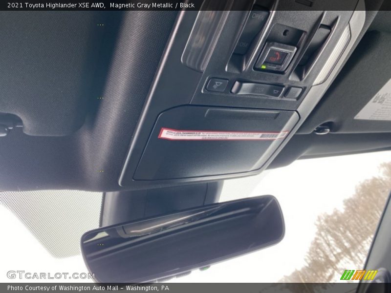 Magnetic Gray Metallic / Black 2021 Toyota Highlander XSE AWD