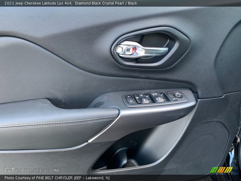 Diamond Black Crystal Pearl / Black 2021 Jeep Cherokee Latitude Lux 4x4